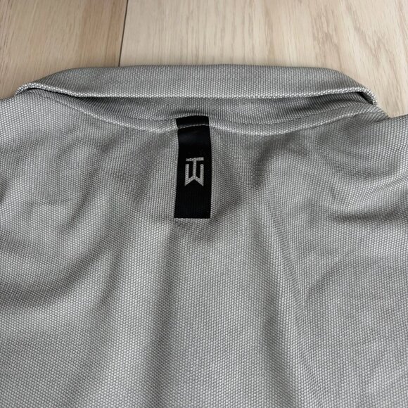 Nike Tiger Woods Dri-FIT ADV DA2995-100 Mens Gray Black Golf Polo Shirt Size XL - Picture 5 of 14